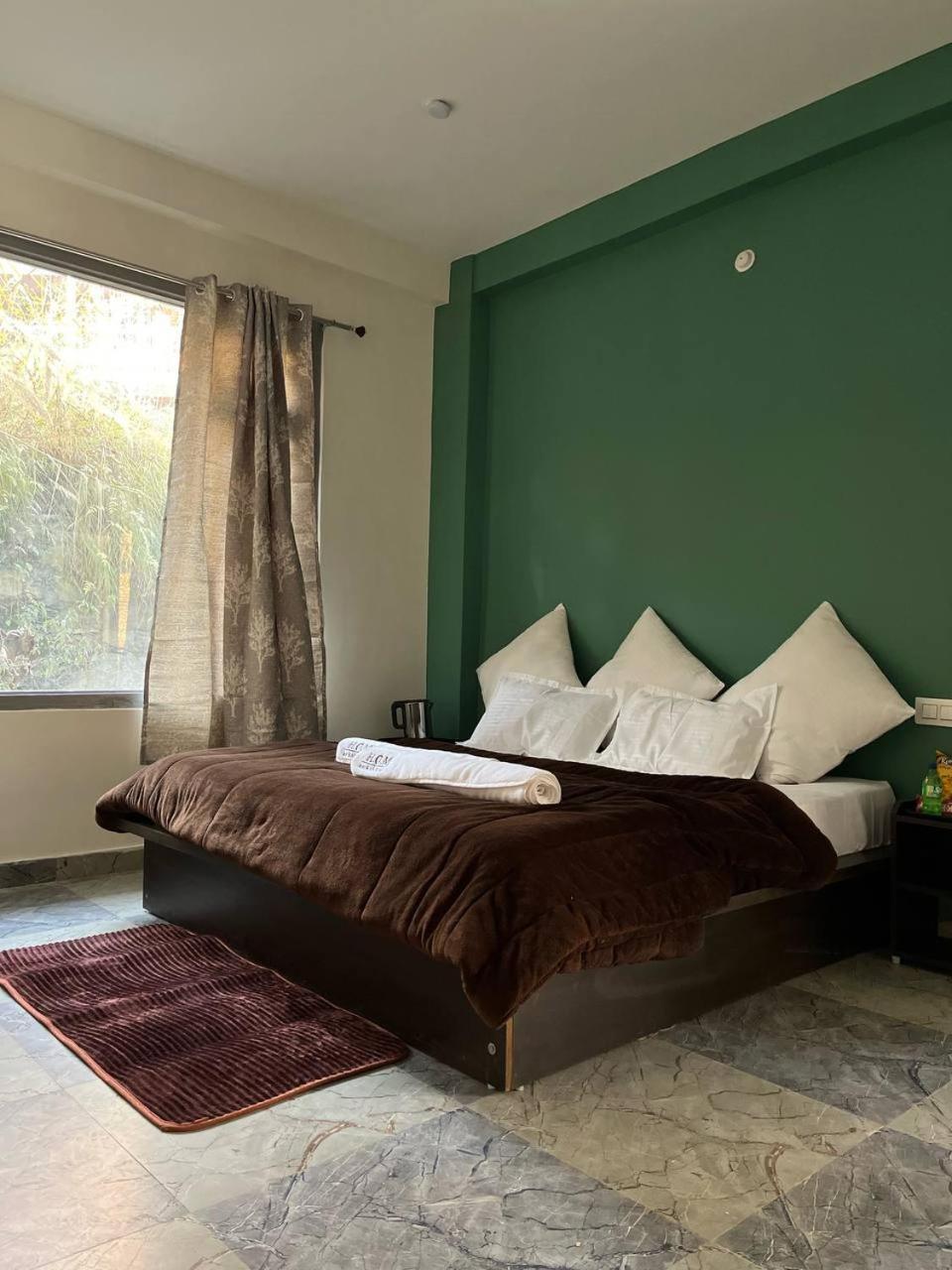 Hom House Of Mannmauji Riverside Kasol Εξωτερικό φωτογραφία