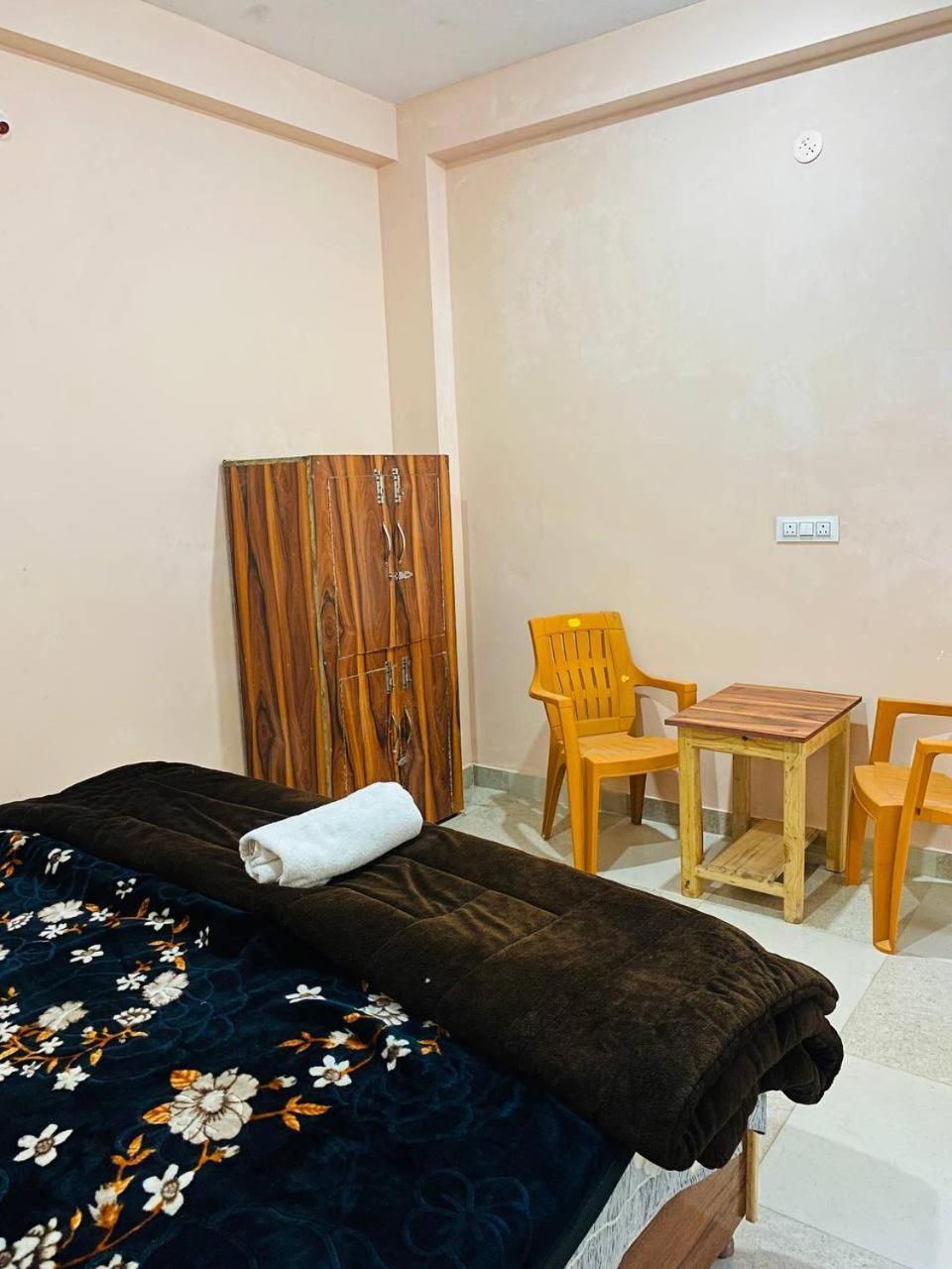 Hom House Of Mannmauji Riverside Kasol Εξωτερικό φωτογραφία