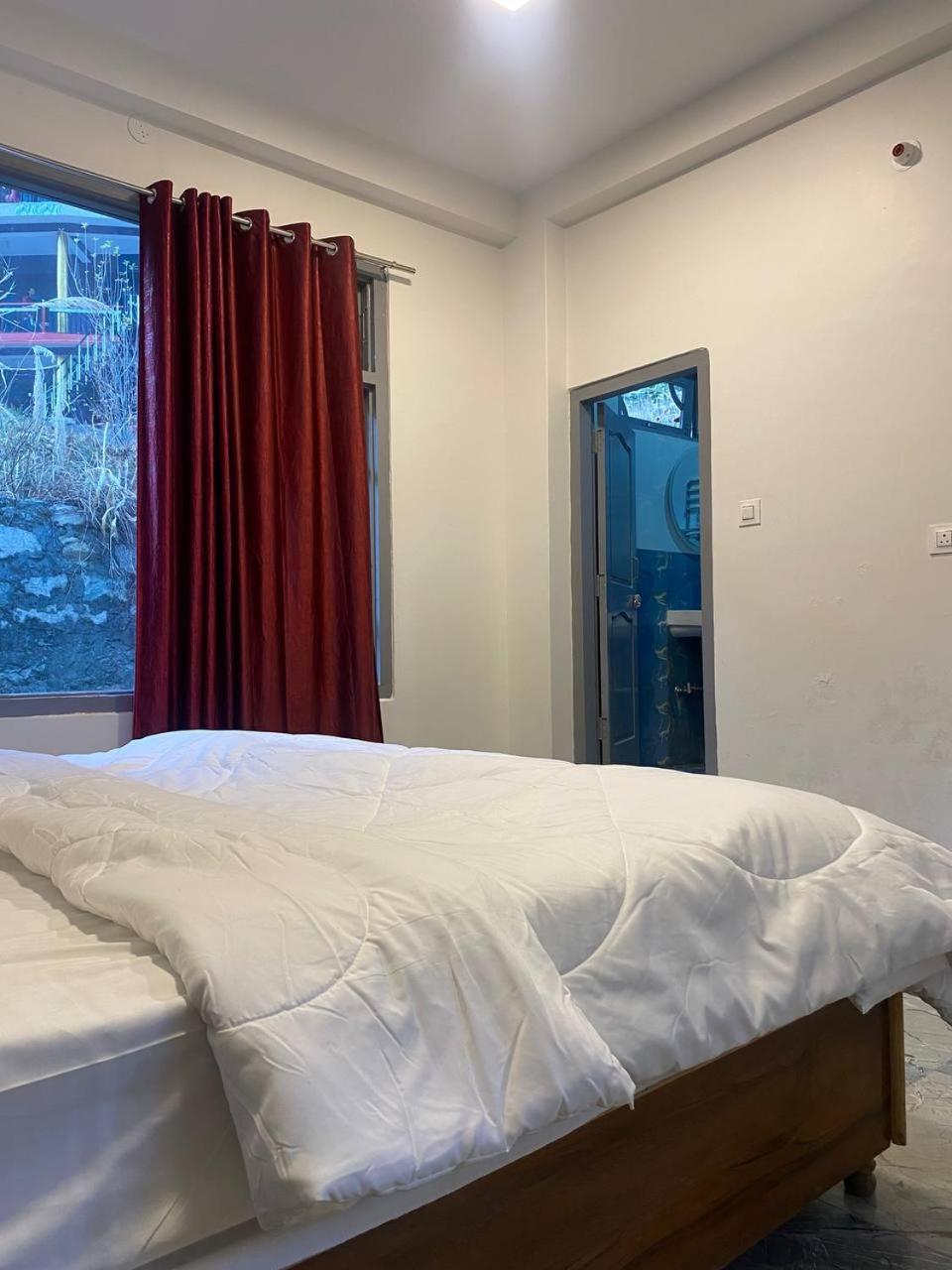 Hom House Of Mannmauji Riverside Kasol Εξωτερικό φωτογραφία